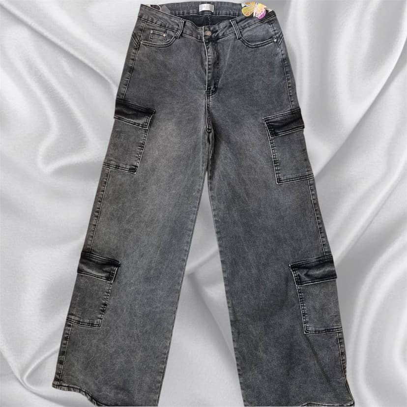 Jean cargo negro liso